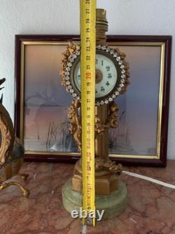 Rare pendulette de table en bronze, vers 1900, style Art Déco