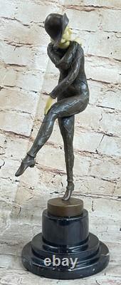 Sculpture Art Déco Grande Femme Danseuse Sur Socle En Marbre Statue En Bronze Sculpture Art Déco Grande Femme Danseuse Sur Socle En Marbre Statue En Bronze