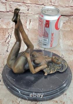 Sculpture Art Déco Occidentale Femme Nue Fille Signée Statue En Bronze Figurine