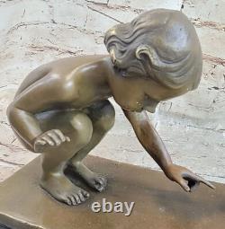 Sculpture D'Enfants En Bronze Art Déco, Petite Fille Jouant Avec Une Tortue