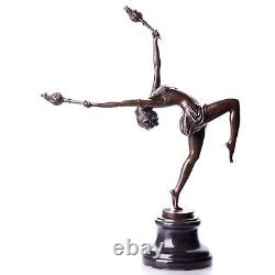 Sculpture Danseuse au flambeau en bronze Art Déco d'après Ferdinand Preiss