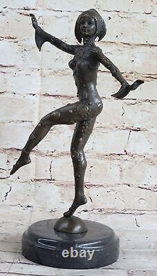 Sculpture Statue En Bronze De Danseuse Française Art Déco Par D. H. Chiparus