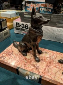 Sculpture animalier art déco berger allemand chien régule style bronze socle