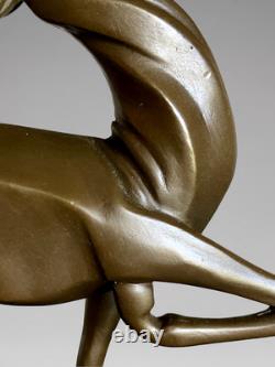 Sculpture antilope Art déco en bronze patiné, d'après Marcel Bouraine, socle mar