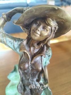 Sculpture bronze statue femme Art Nouveau déco H 37, poids 5,200 kgs