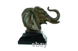 Sculpture d'une Tête d'éléphant en bronze Art déco d'après F. Bazin