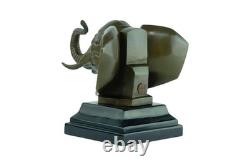 Sculpture d'une Tête d'éléphant en bronze Art déco d'après F. Bazin