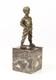Sculpture En Bronze Art Déco Un Garçon Avec Des Skis D'après Ferdinand Preiss