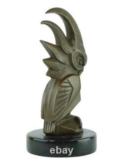 Sculpture en bronze mascott de voiture cacatoès Art déco d'après E. Bourcart