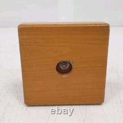 Serre livres sculpture aluminium zinc femme trophee no bronze style Art deco