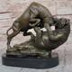 Signée Bull Vs Grizzly Ours Bronze Sculpture Statue Art Déco Stock Marché Solde