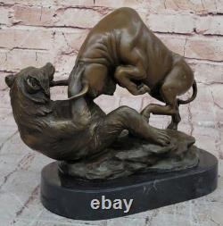 Signée Bull Vs Grizzly Ours Bronze Sculpture Statue Art Déco Stock Marché Solde
