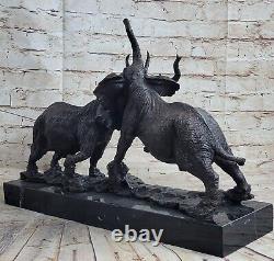 Signée Canova Deux Mâle Éléphants Chargement Bronze Sculpture Art Déco Figurine