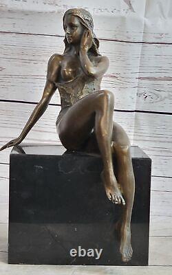 Signée Mavchi Bronze Statue Style Art Nouveau Deco Nue Fille Figurine Affaire