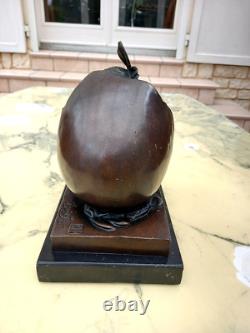 Statue Bronze Style Art Deco-jeune Femme Sortant D'un Oeuf-d'apres Bruno Zach