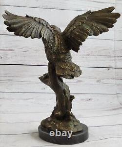 Statue Sculpture Chouette Oiseau Faune Art Déco Style Art Nouveau Style Bronze