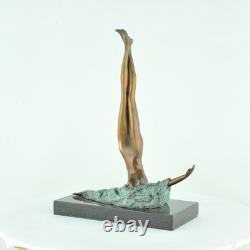 Statue Sculpture Danseuse Nue Acrobate Sexy Style Moderne Style Art Deco Bronze