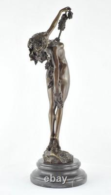 Statue Sculpture Danseuse Nue Sexy Style Art Deco Style Art Nouveau Bronze massi