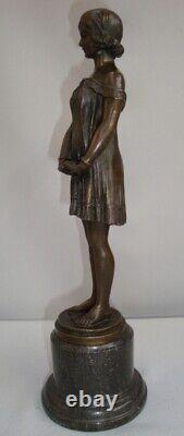 Statue Sculpture Fille L'innocence Style Art Deco Style Art Nouveau Bronze massi