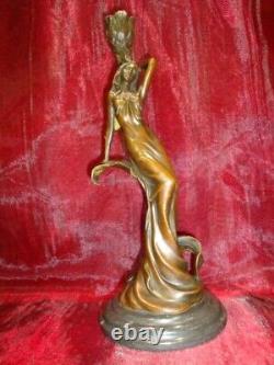 Statue en bronze Bougeoir Demoiselle Romantique Style Art Deco Style Art Nouveau