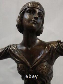 Statue en bronze Scheherazade Style Art Deco Style Art Nouveau Bronze Signe