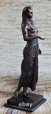 Style Art Nouveau Deco Égyptien Revival Roya Statue Bronze Figurine Sculpture