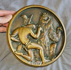 Tondo, bas relief en bronze ART DECO Chasseur et Ours Dlg Roncourt Brault