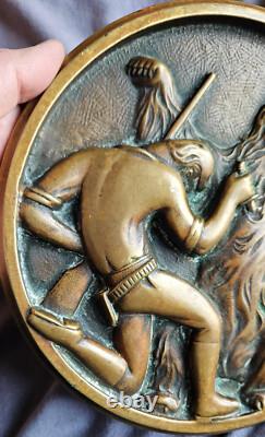 Tondo, bas relief en bronze ART DECO Chasseur et Ours Dlg Roncourt Brault
