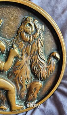 Tondo, bas relief en bronze ART DECO Chasseur et Ours Dlg Roncourt Brault