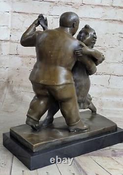 Vintage Bronze Sculpture Américain Ladyand Homme Chubby Signée Botero Art Déco